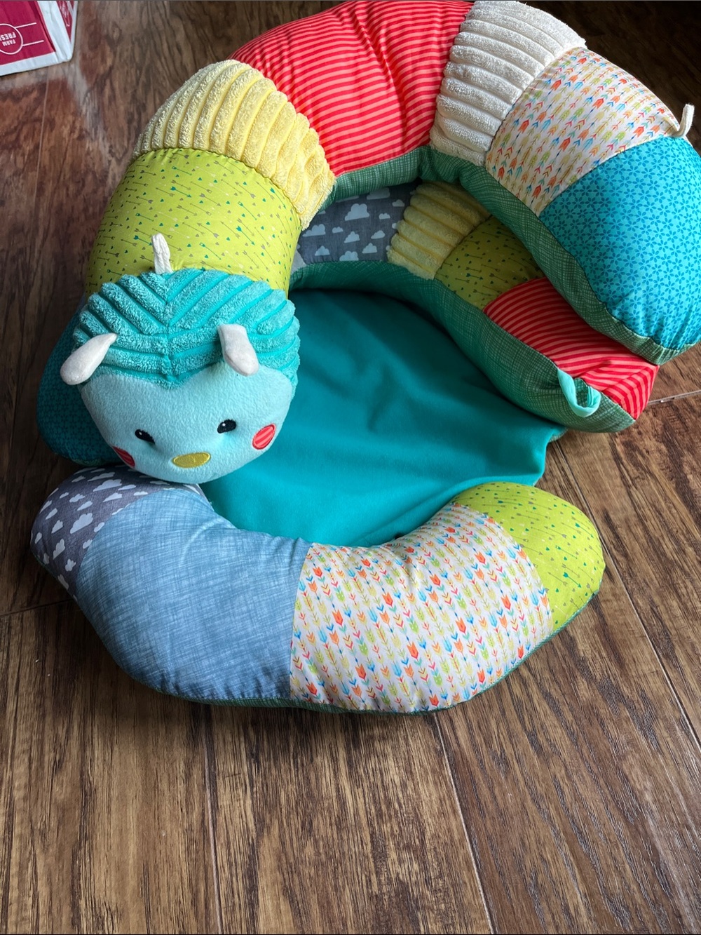 Infantino Prop a Pillar Play Nest - Teal & Multicolor